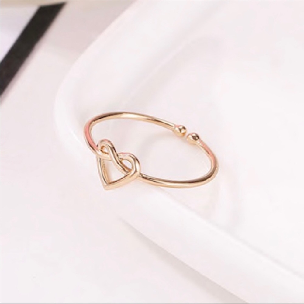 Knotted Heart Ring - Picture 2 of 3